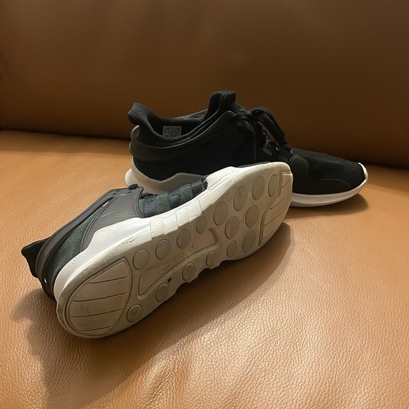 Adidas men’s black shoes - Picture 2 of 3